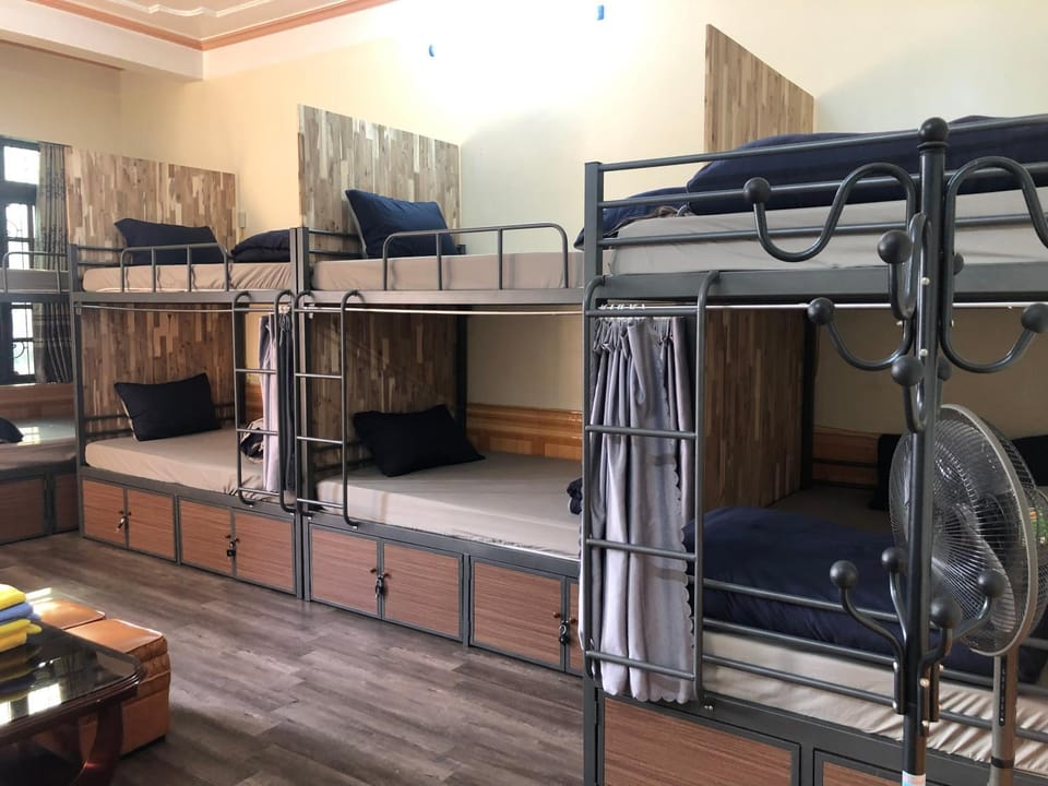 Photo of the whole room, Decorative detail, Decorative detail, Bedroom, City view, bunk bed