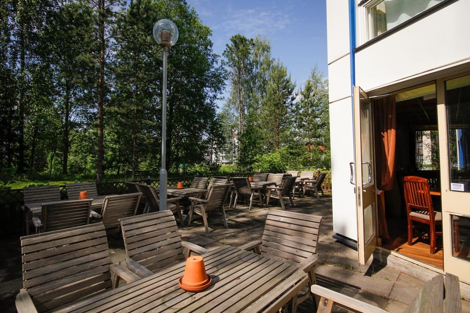 Restaurant/places to eat