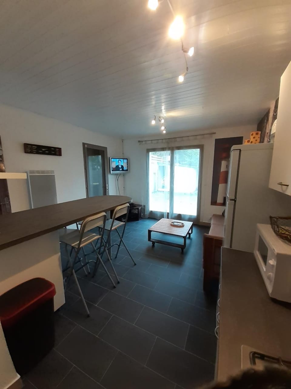 Living room, Dining area