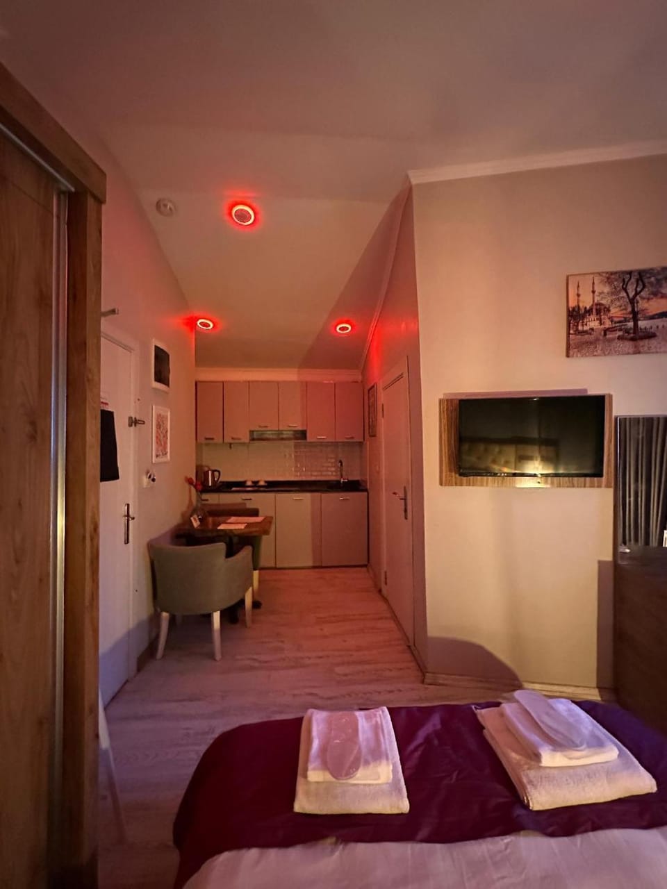 Kitchen or kitchenette