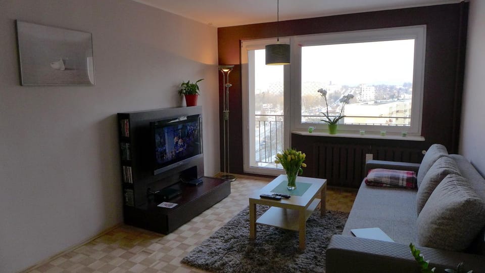 Communal lounge/ TV room, TV and multimedia, Living room, Seating area