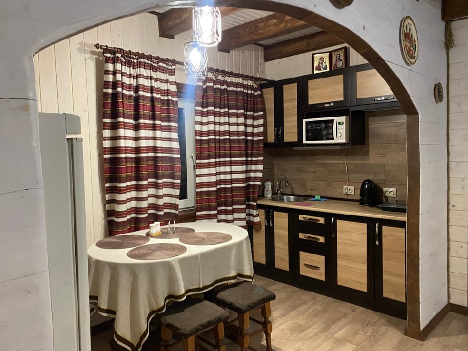 ЕКО-котедж House in Romania