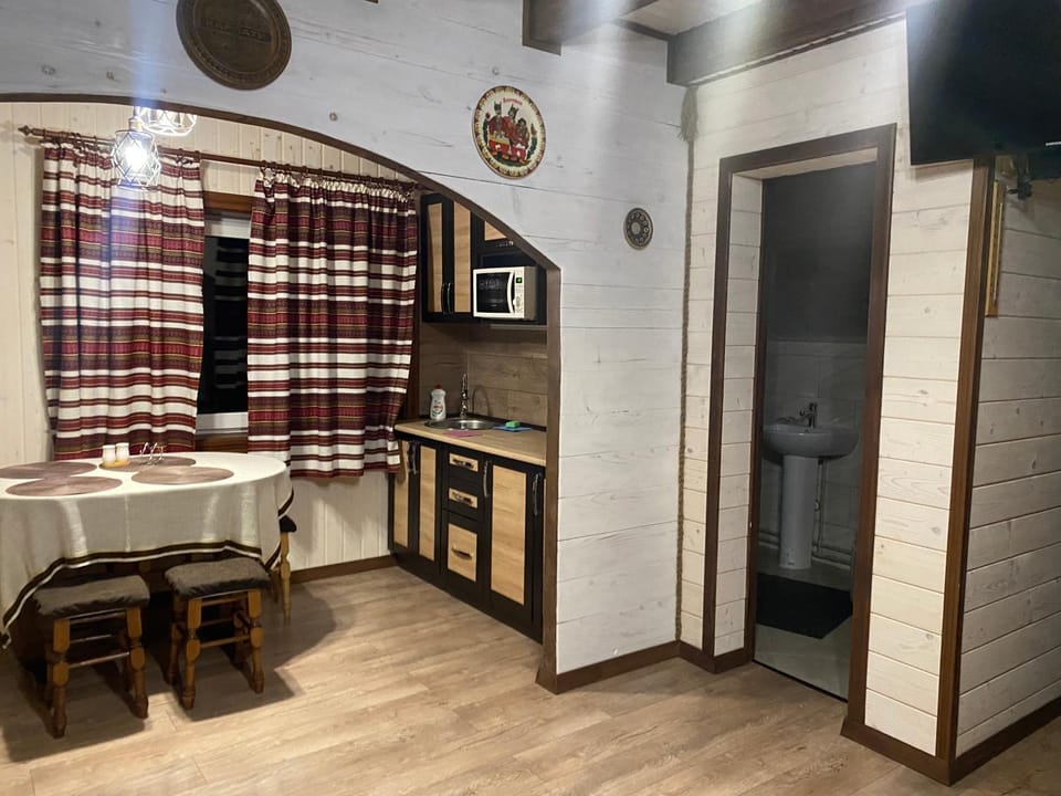 ЕКО-котедж House in Romania