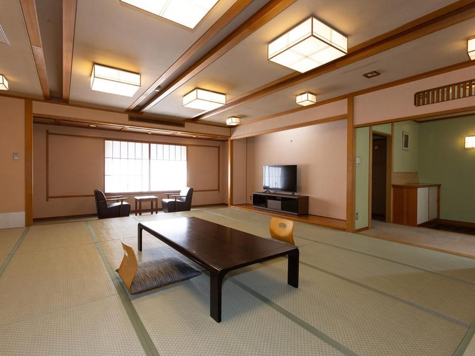 Izu Nagaoka Kinjokan Ryokan in Shizuoka Prefecture