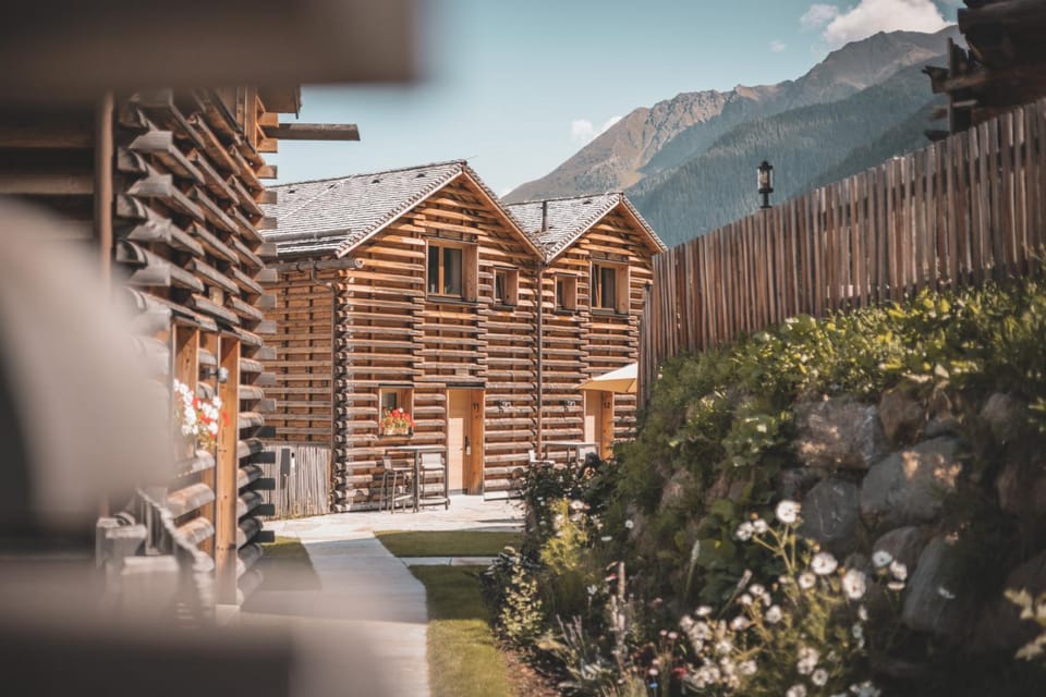 Property building, Natural landscape, Summer, Mountain view