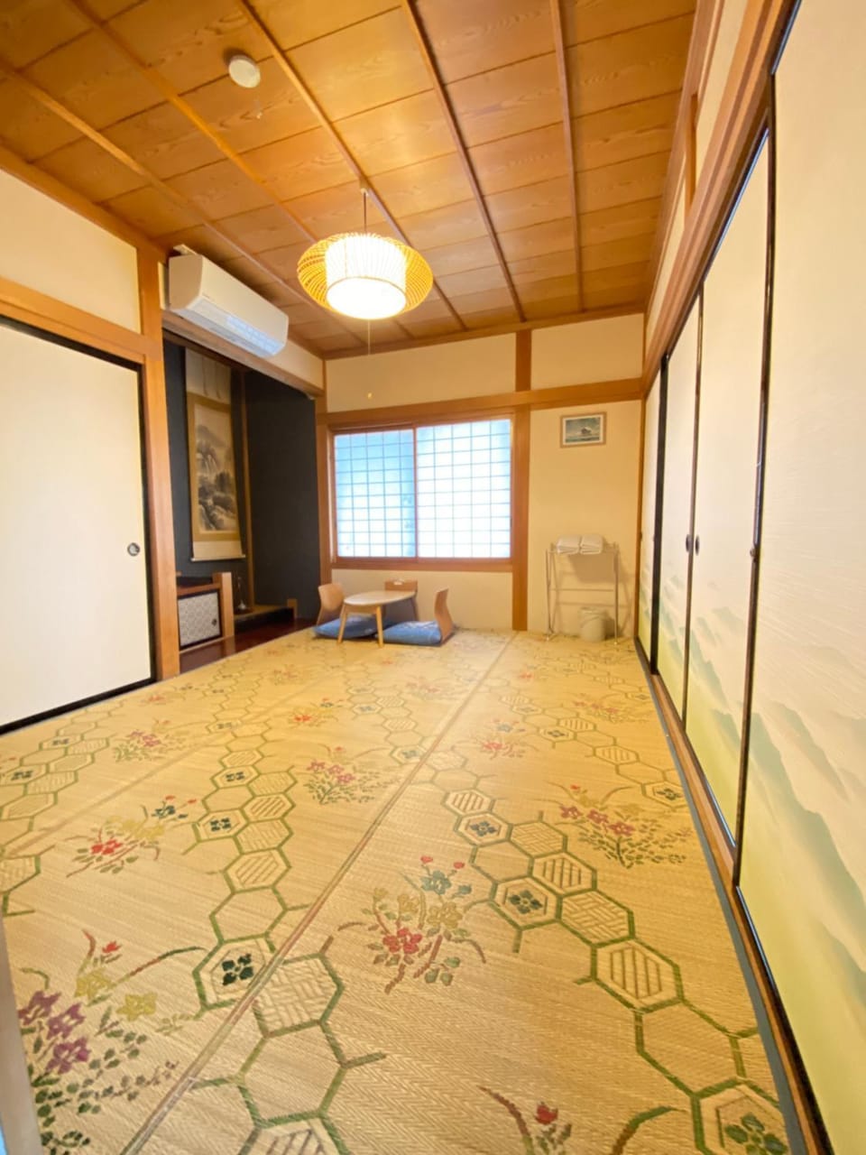 Guesthouse Takayama Hanzansha Bed and Breakfast in Takayama