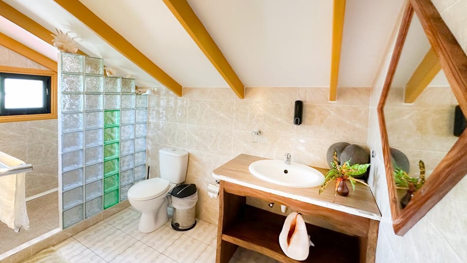 Bwaver Cottage Bed and Breakfast in Africa