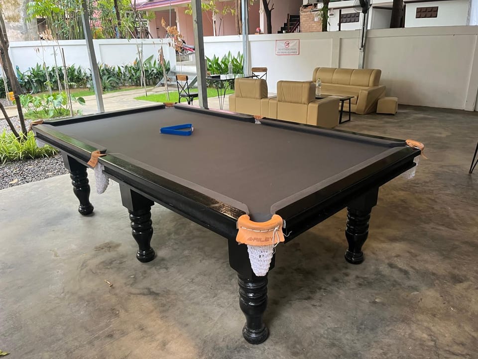 Game Room, Lounge or bar