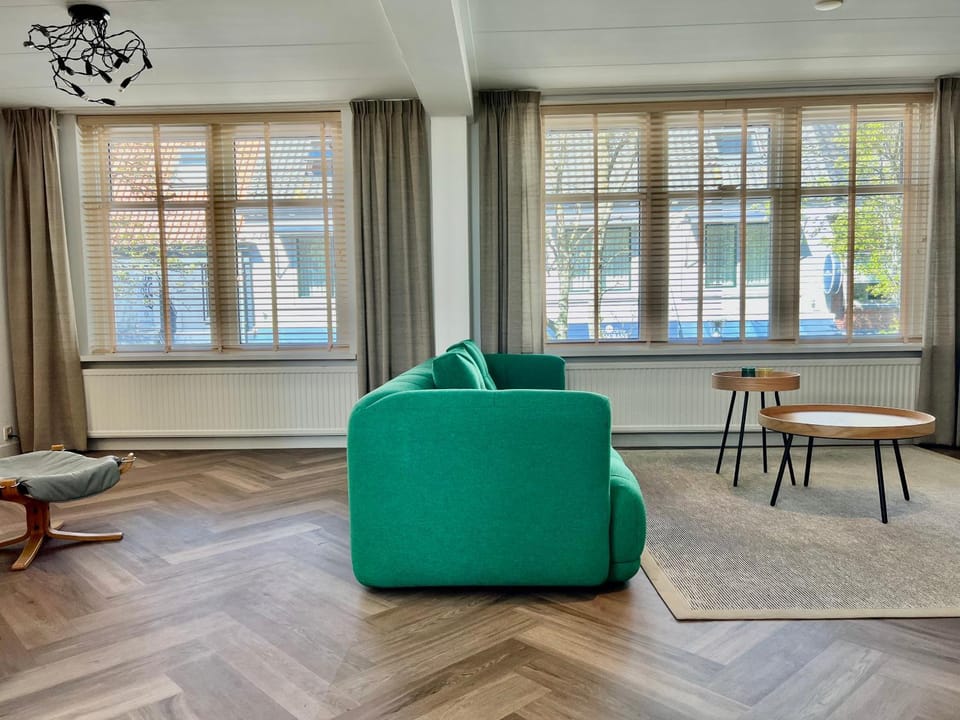 Living room, City view