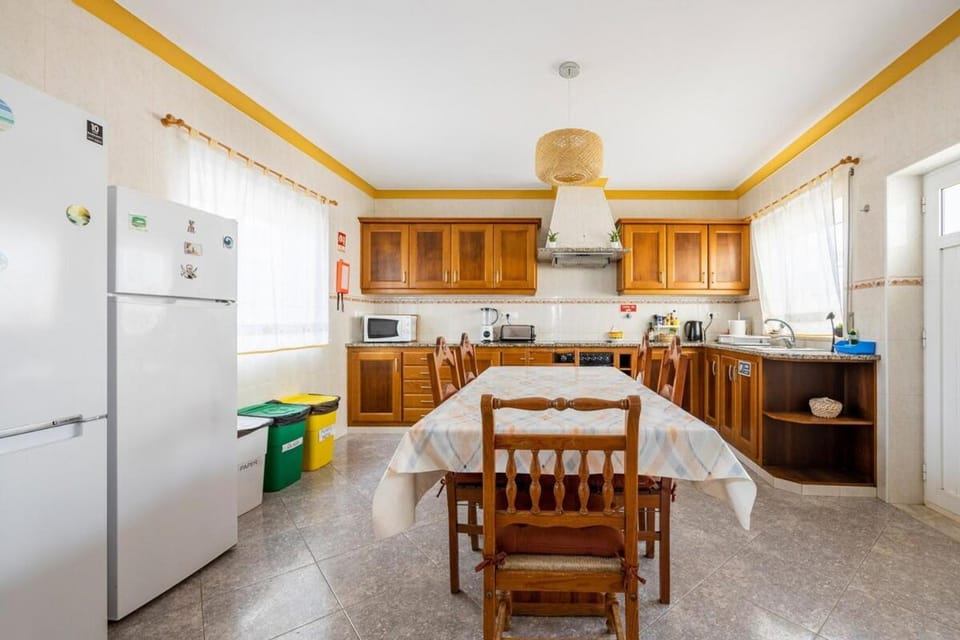 Communal kitchen, kitchen