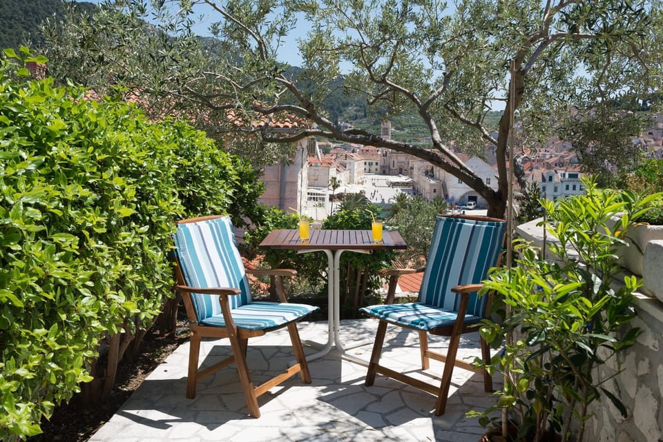 Patio, Day, Summer, Balcony/Terrace, On site, Landmark view, Sea view, Non alcoholic drinks