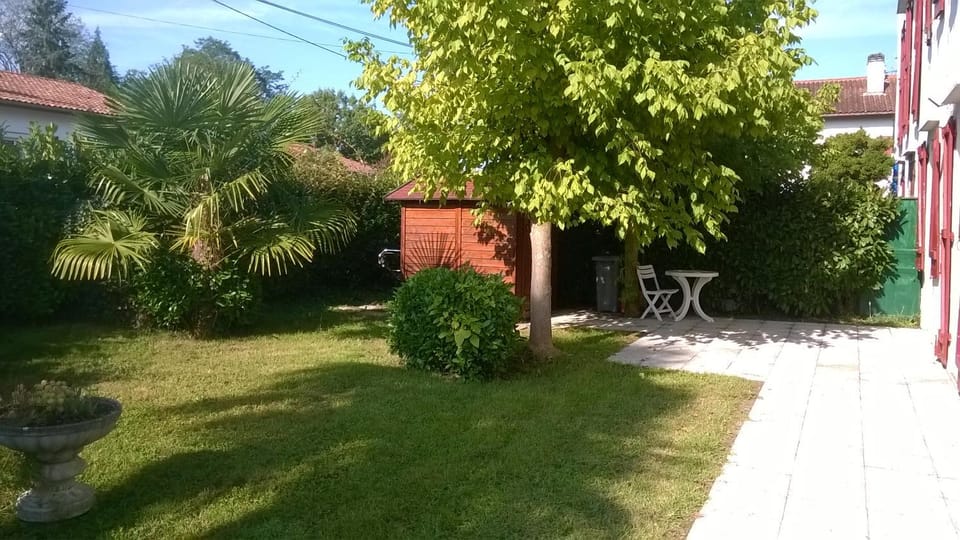Agréable appartement à CAMBO LES BAINS Apartment in French Basque Country