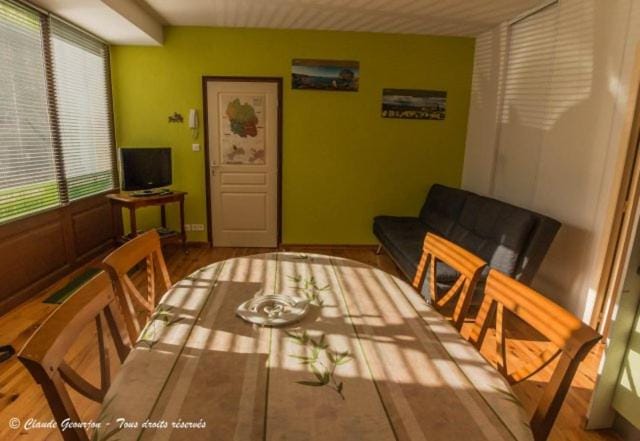 Village de Nasbinals Aubrac Electro Vélo Apartment in Auvergne-Rhône-Alpes