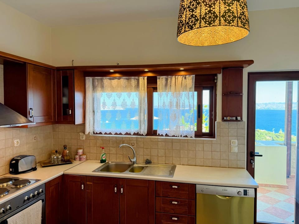 Natural landscape, Kitchen or kitchenette, Sea view, stove