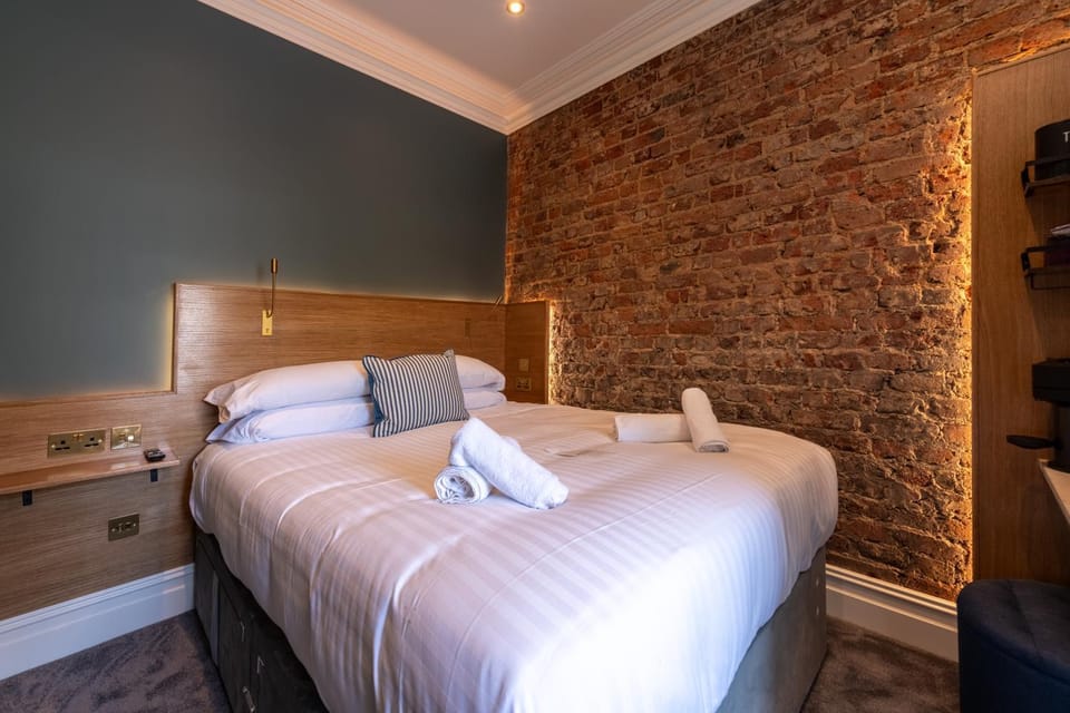 The Crown Pub & Guesthouse Bed and Breakfast in London Borough of Hackney