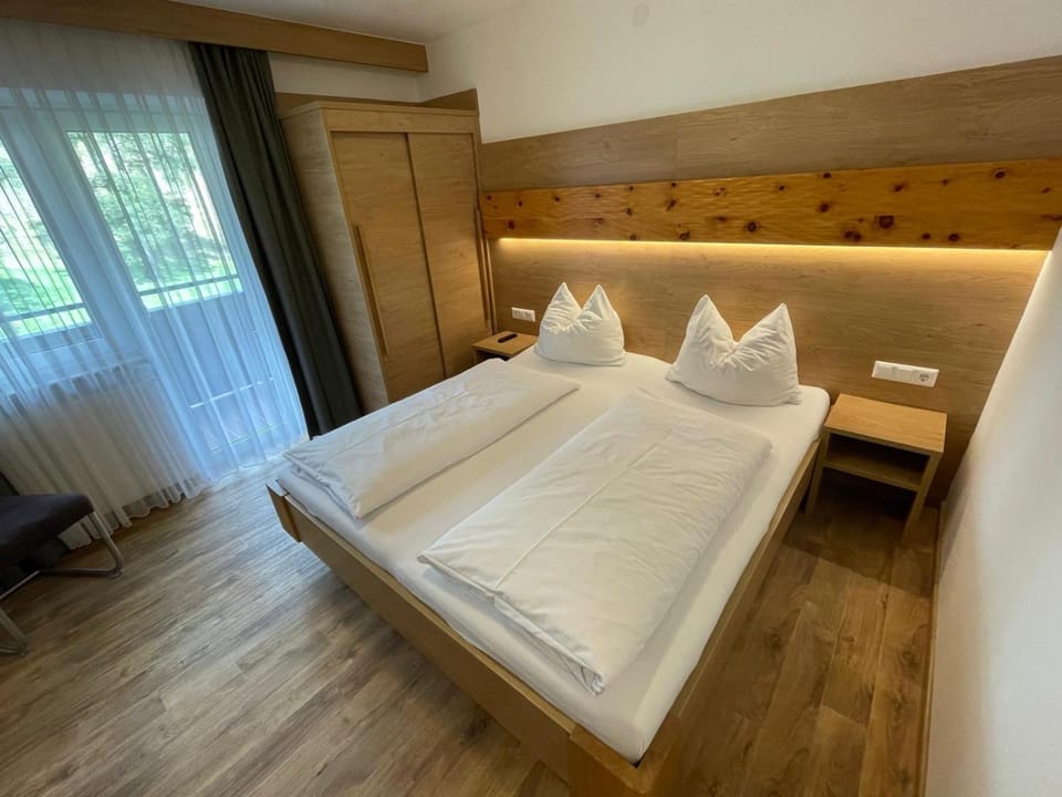 Pension Ahorn Bed and Breakfast in Salzburgerland