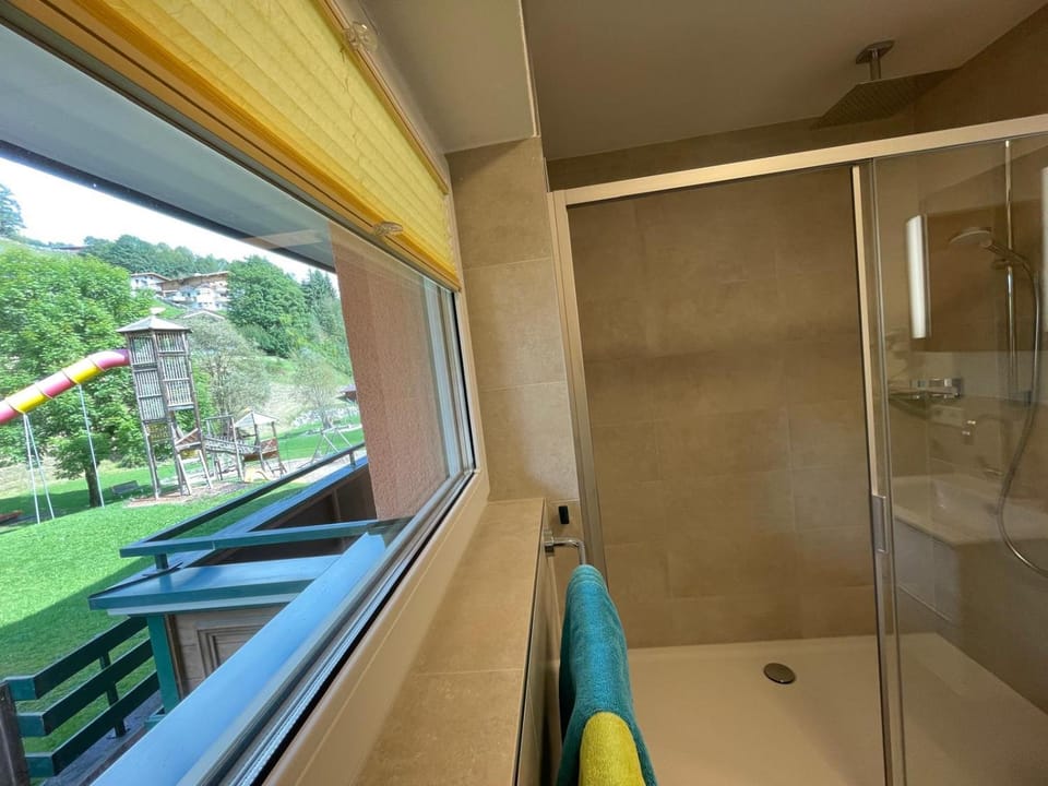 Pension Ahorn Bed and Breakfast in Salzburgerland