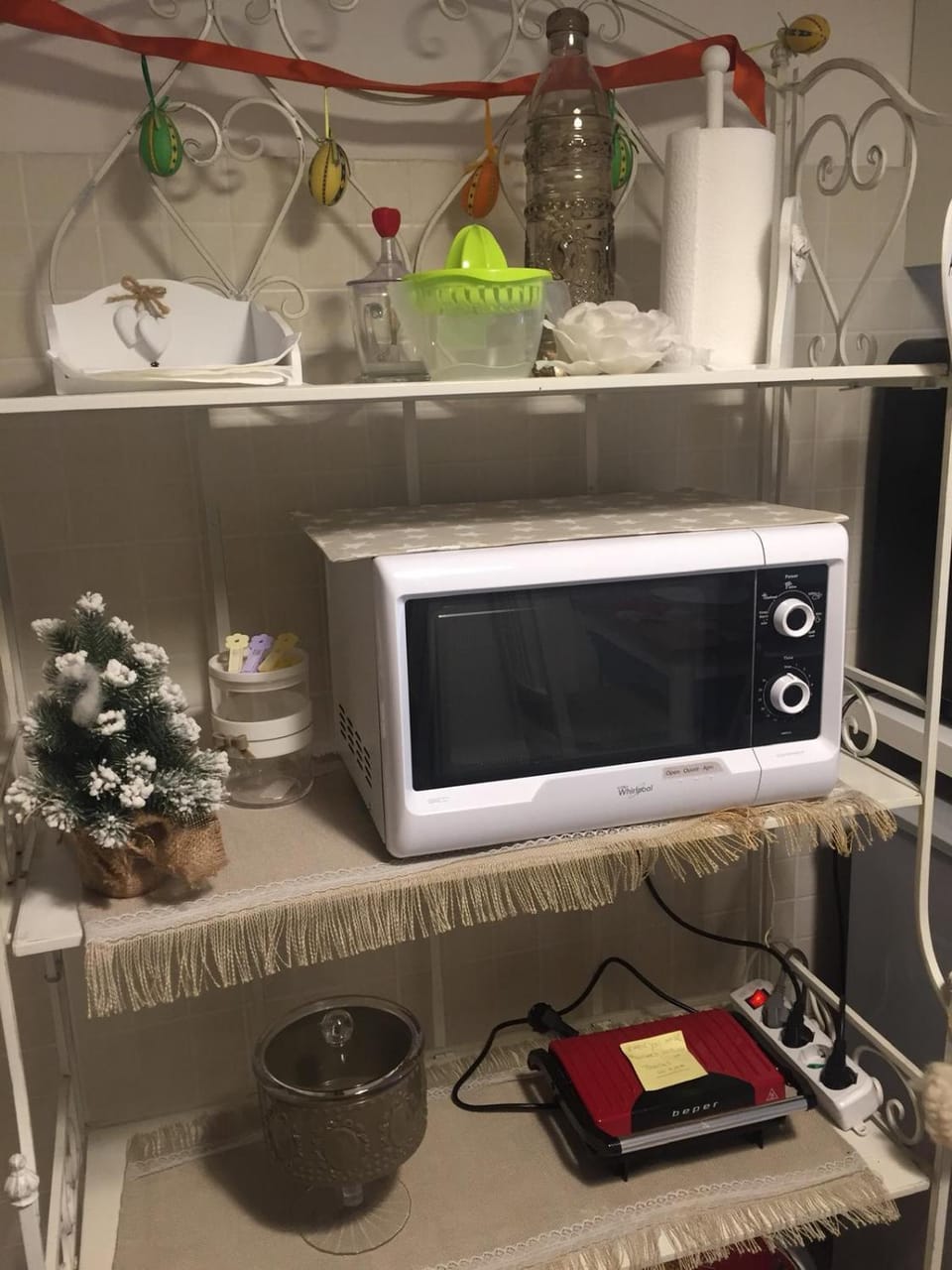 Coffee/tea facilities, Kitchen or kitchenette, Communal kitchen