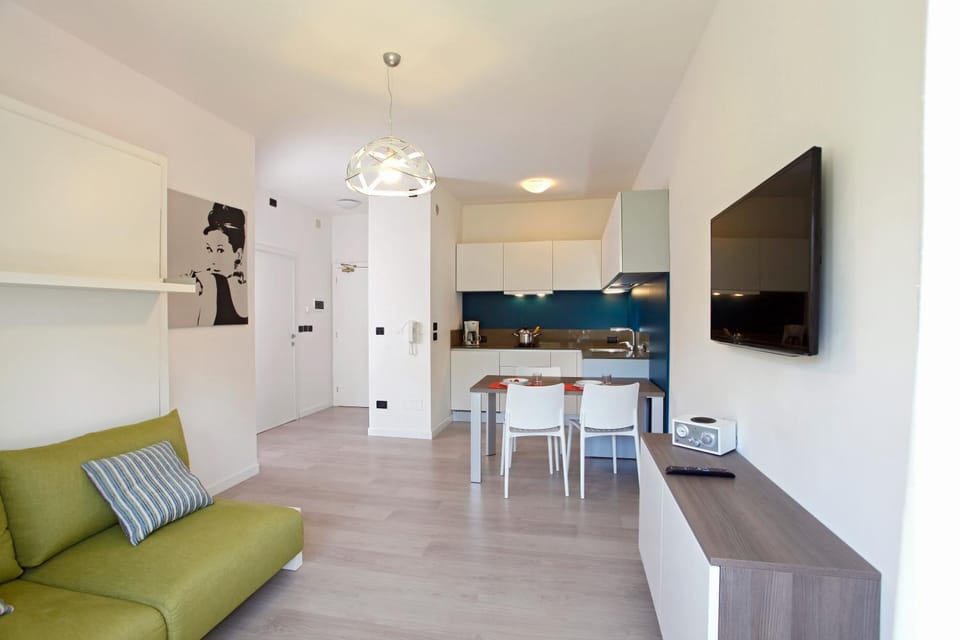 Balcony/Terrace, Kitchen or kitchenette, Living room, Seating area