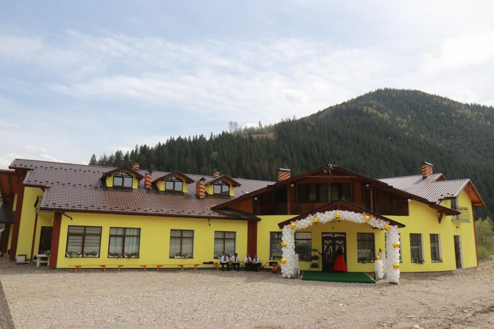 Ресторан-Готель Міжгірʼя Hotel in Romania
