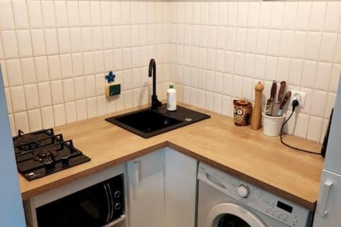 Kitchen or kitchenette, stove