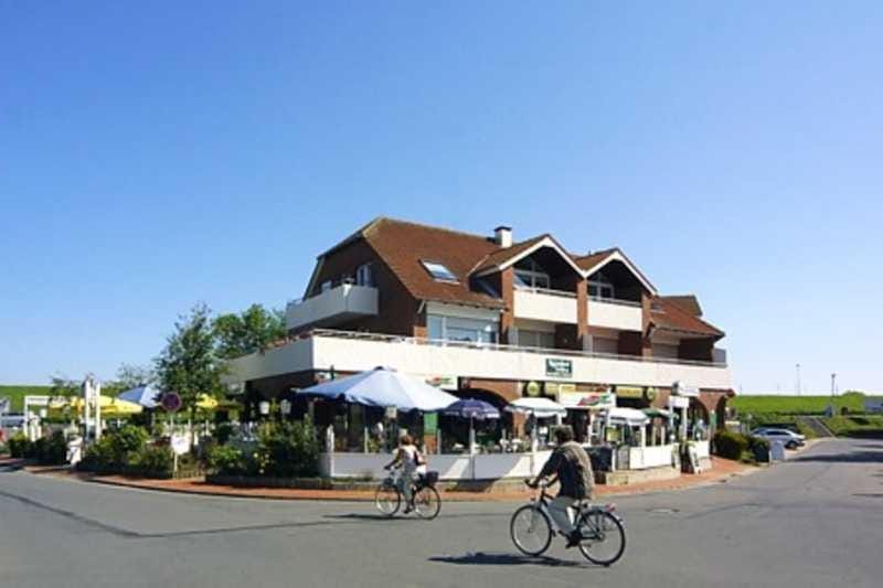 Property building, Neighbourhood