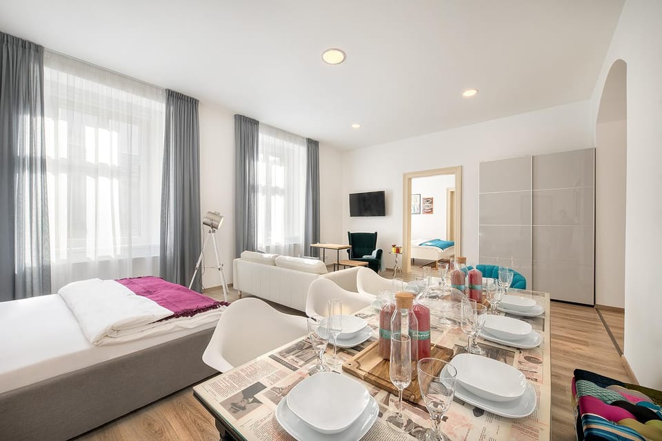 Living room, Dining area