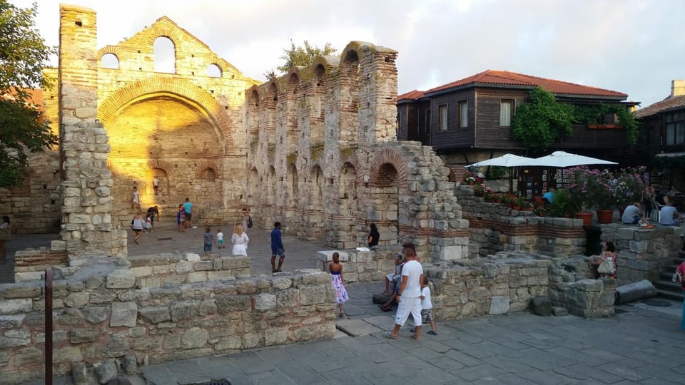 Nearby landmark