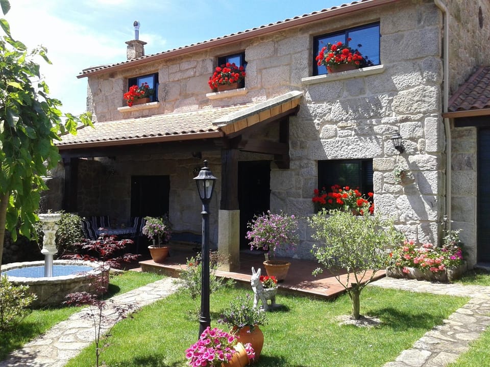 Facade/entrance, Garden