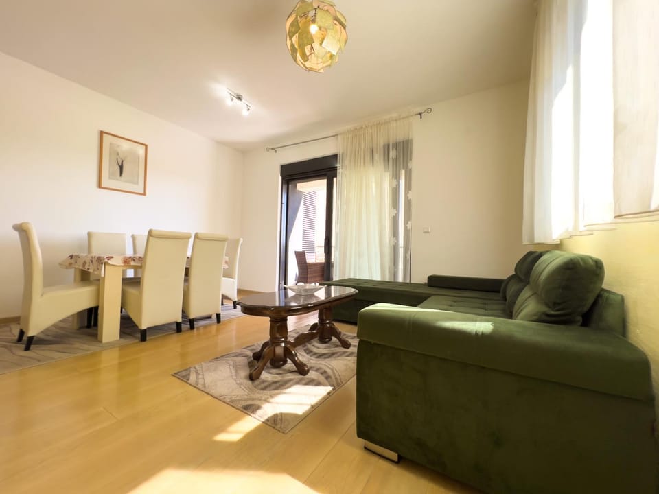 Sea View Apartments Perovic Apartment in Budva