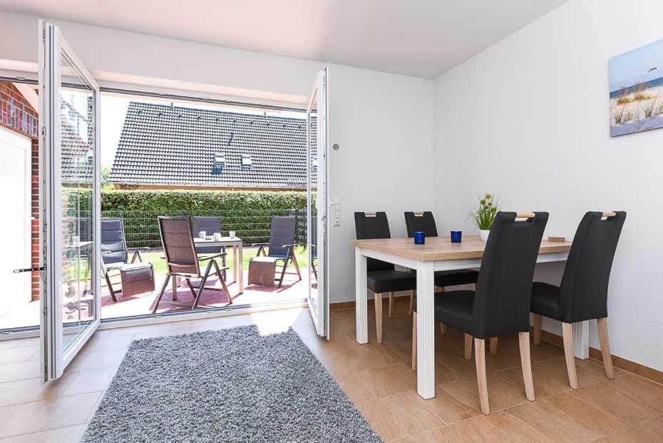 Patio, View (from property/room), Balcony/Terrace, Living room, Seating area, Dining area