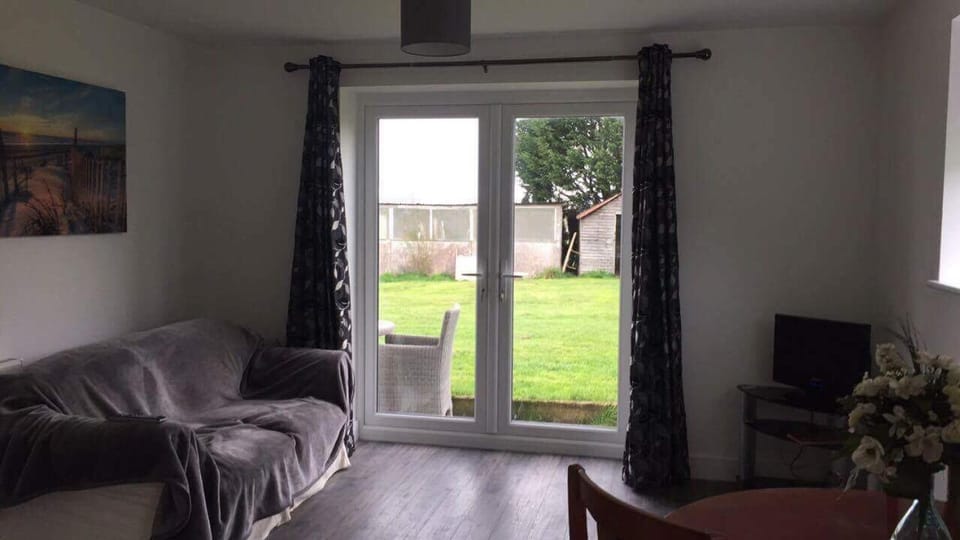 The Annex, Fruit and Honey Farm Apartment in Sedgemoor