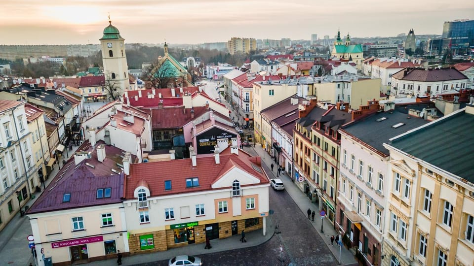 Property building, Neighbourhood, Bird's eye view, City view, Street view, Location