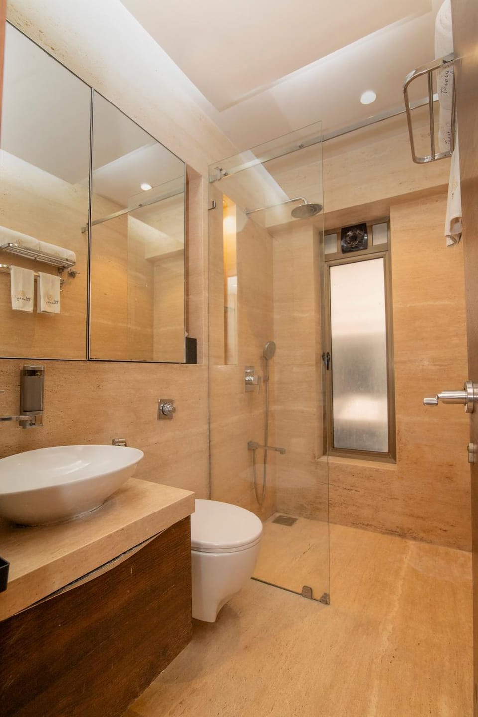 Theory9 Premium Service Apartments Khar Apartment in Mumbai