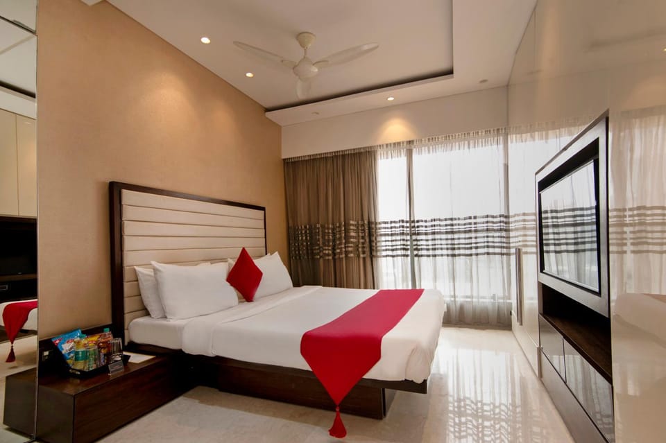 Theory9 Premium Service Apartments Khar Apartment in Mumbai