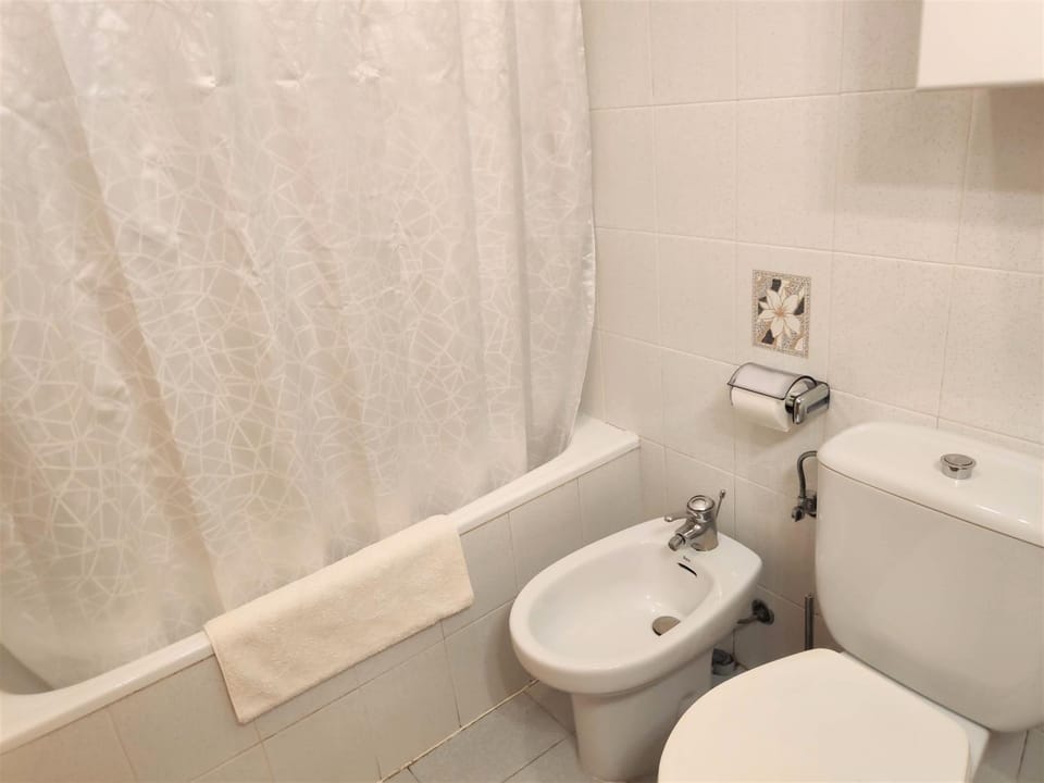 Toilet, Bathroom, Bath
