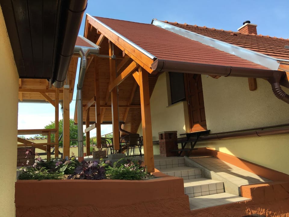 Villa Teleki Bed and Breakfast in Hungary