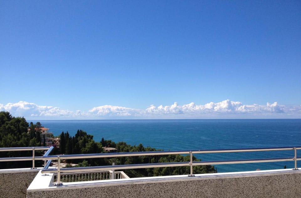 Blue Sky Apartments-Ulcinj, Montenegro Apartment in Ulcinj