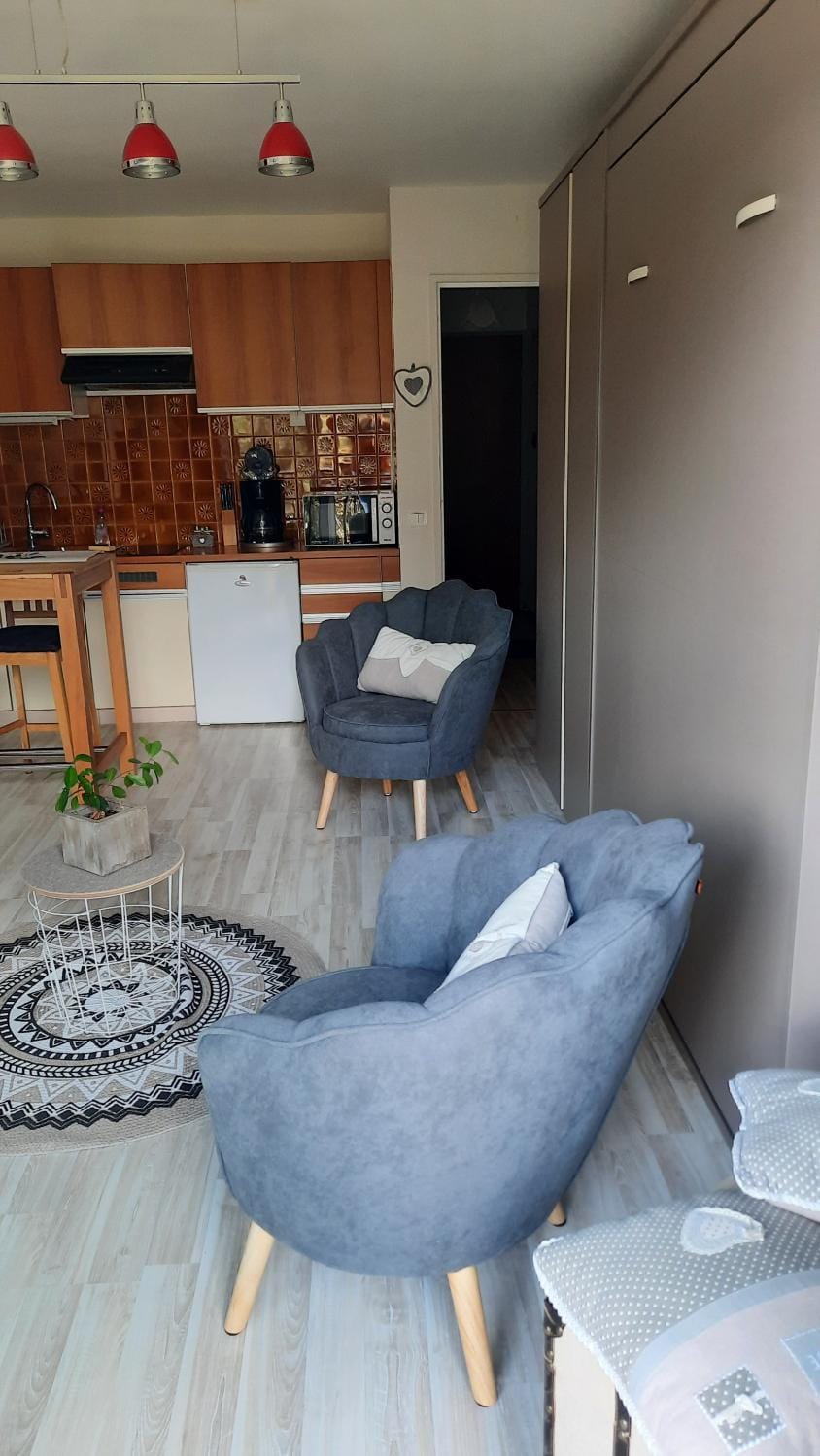 Seating area