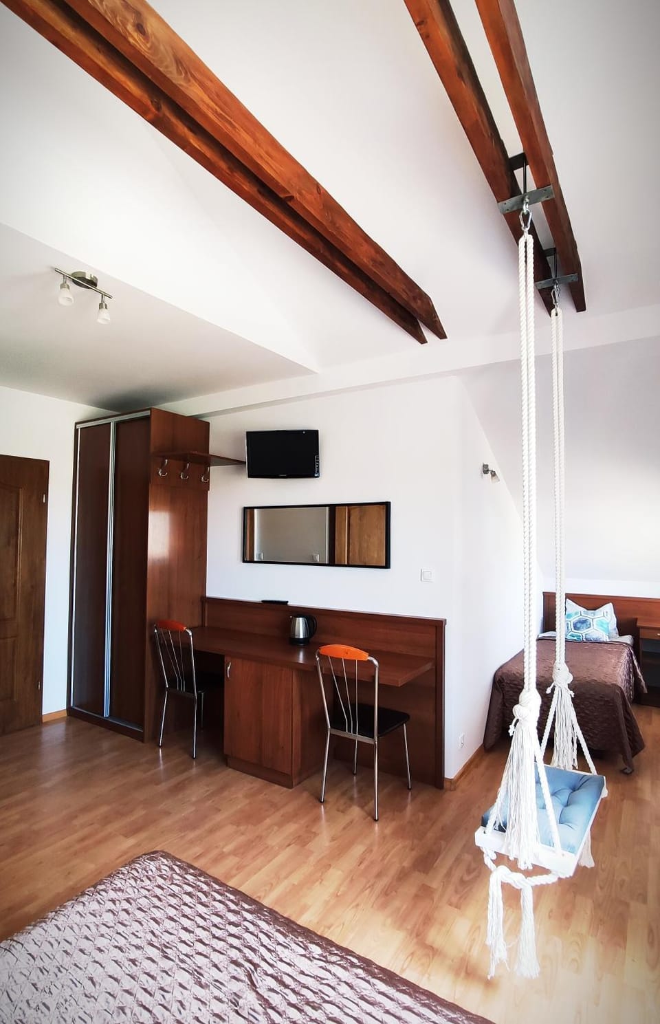 Photo of the whole room, Decorative detail, children