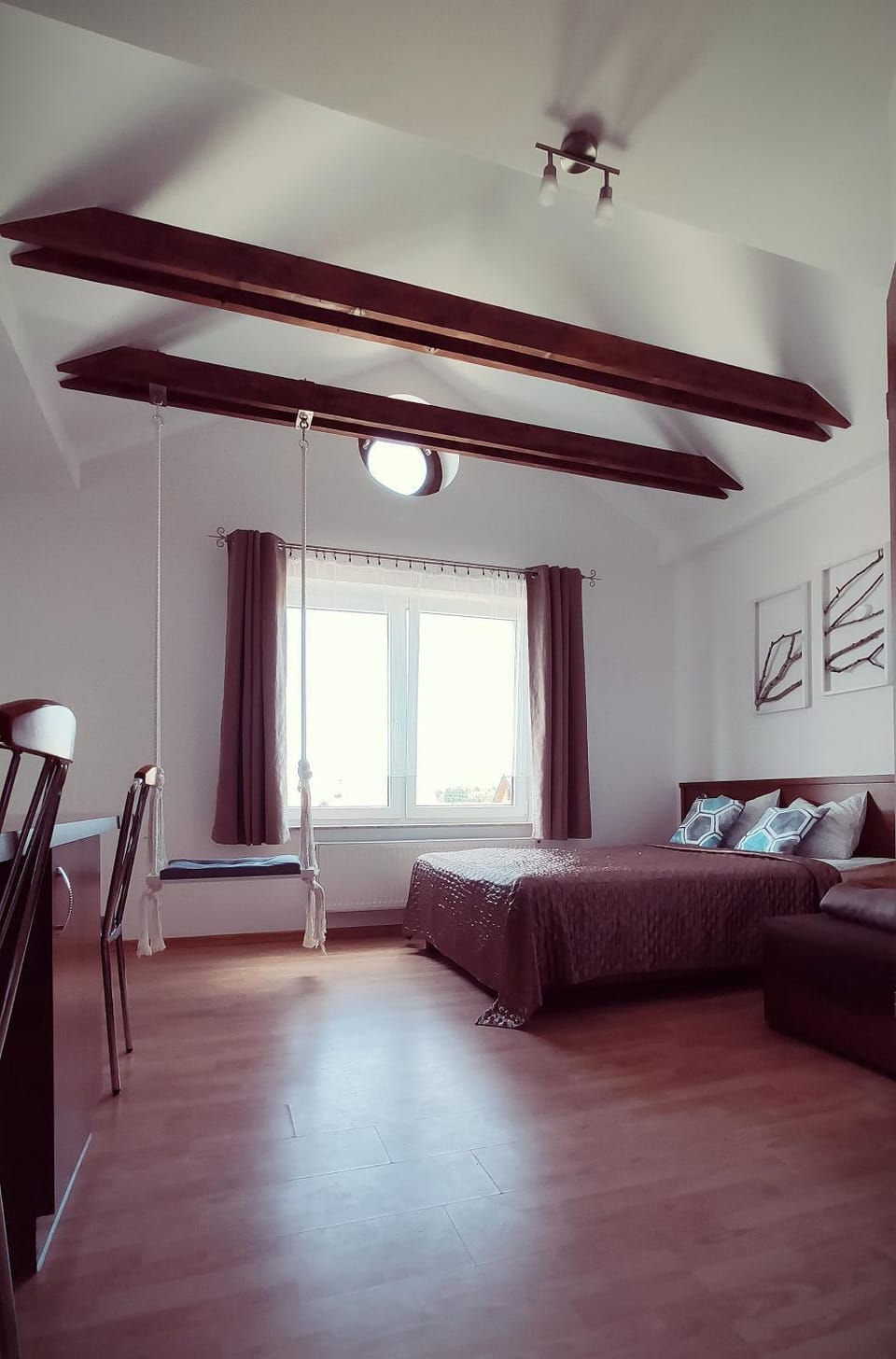 Photo of the whole room, Decorative detail, children