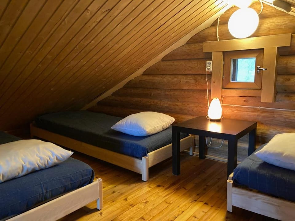 Bed, Photo of the whole room