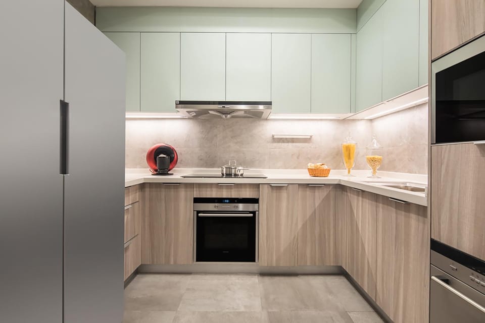 Kitchen or kitchenette