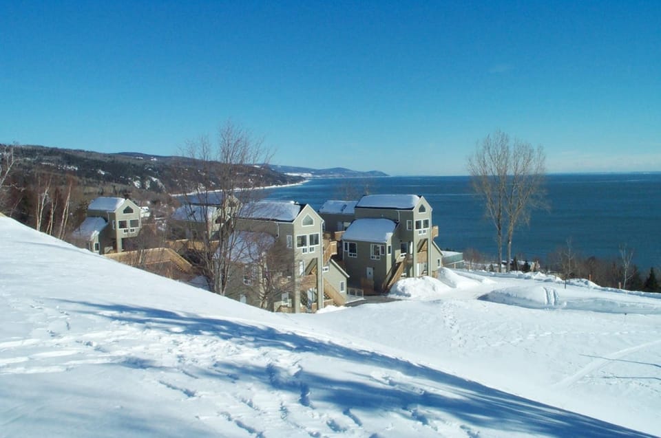 Property building, Winter, Sea view