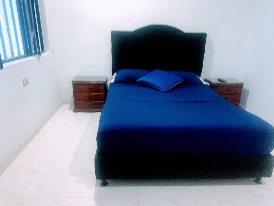 Bed, Decorative detail, furniture