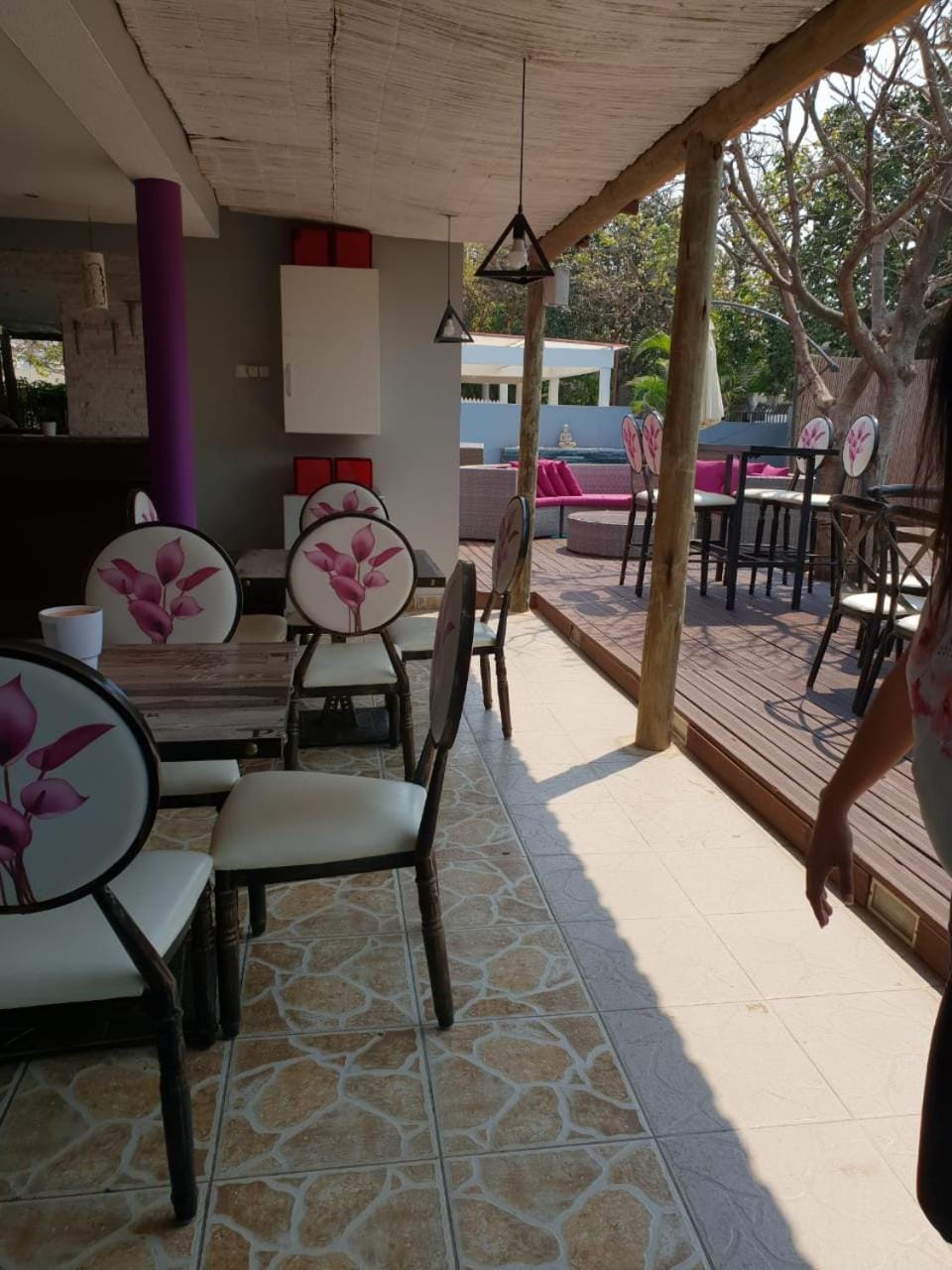 Property building, Restaurant/places to eat, Off site, Banquet/Function facilities