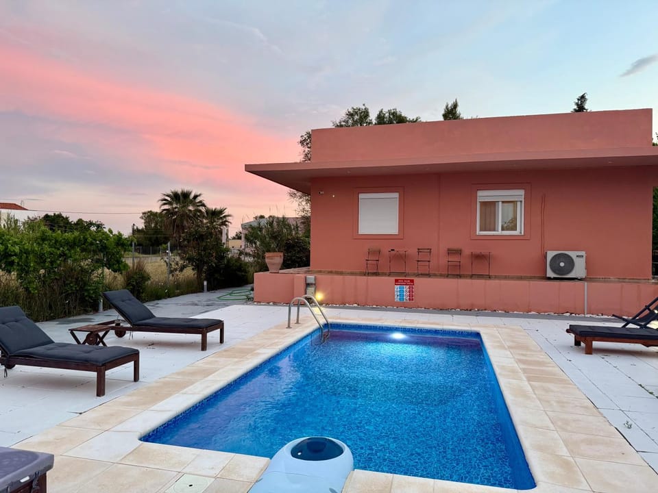 Property building, Swimming pool