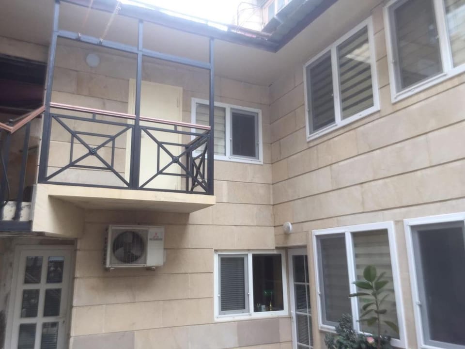 тихий дворик Hotel in Baku