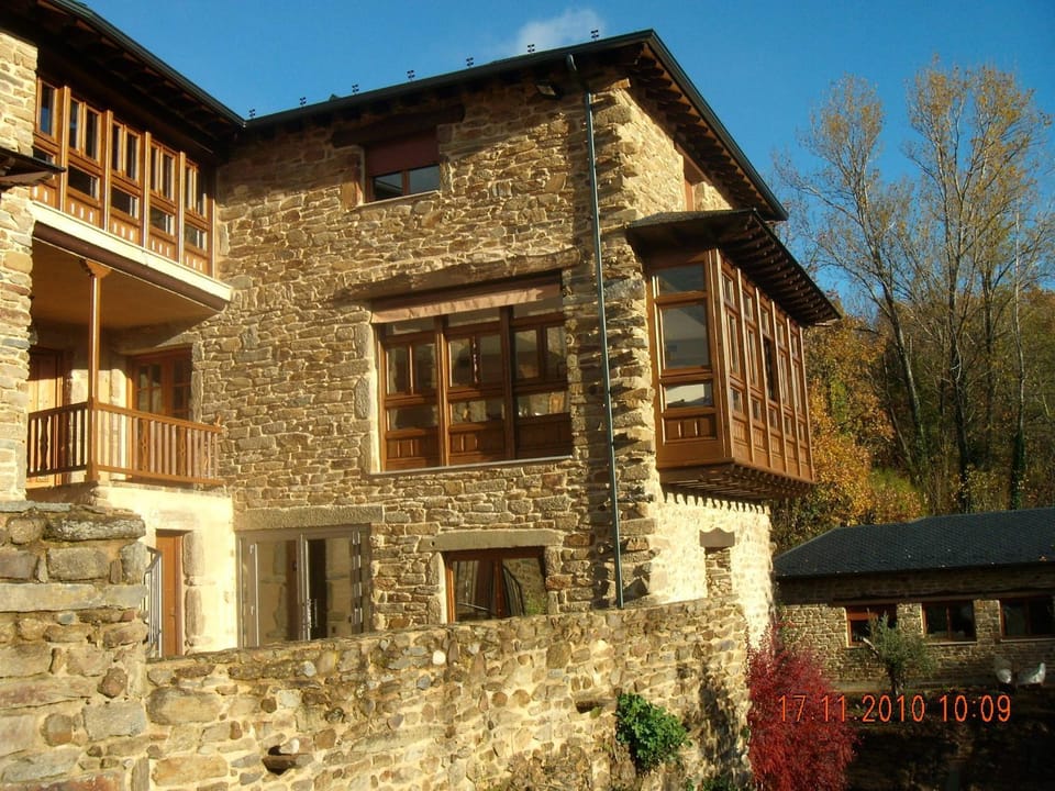 Property building, Day
