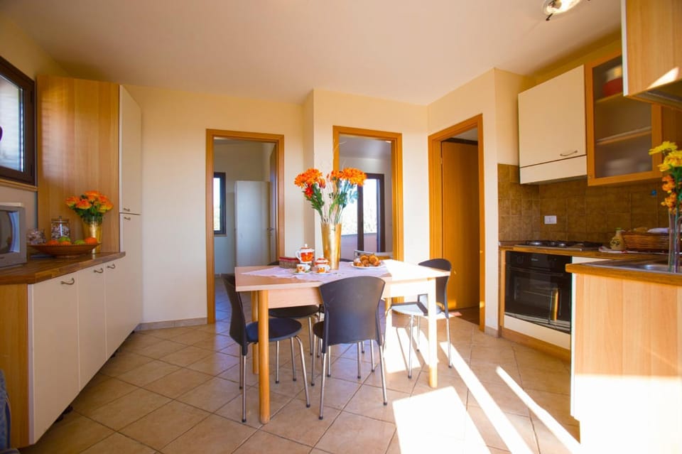 Kitchen or kitchenette, Living room, Area and facilities